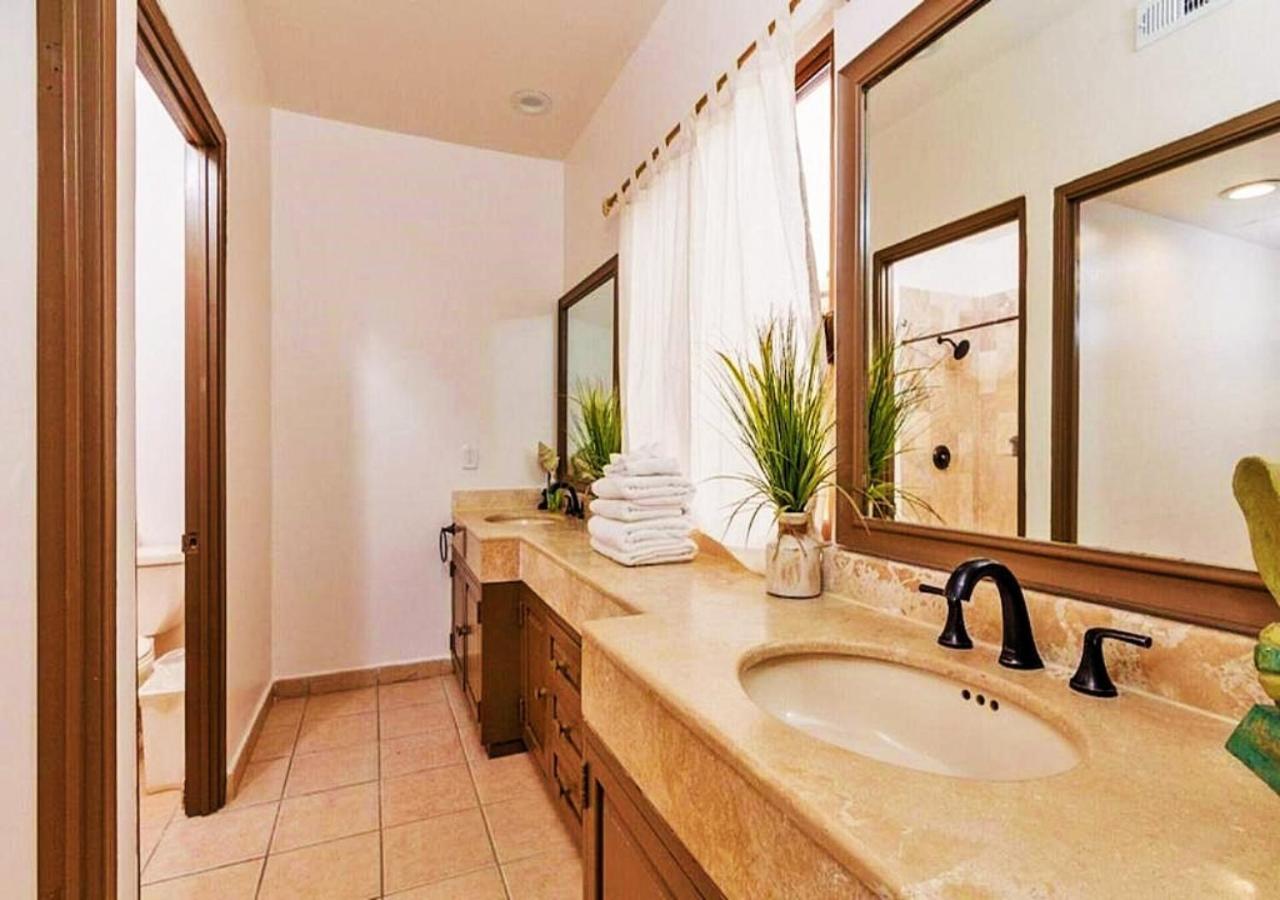 Right On The Beach! Rocky Point Condo Rental - 2 Bedroom Penthouse Beachfront מראה חיצוני תמונה