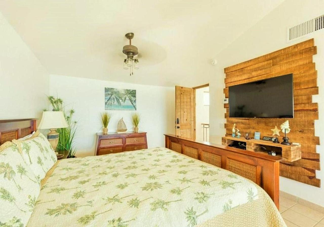 Right On The Beach! Rocky Point Condo Rental - 2 Bedroom Penthouse Beachfront מראה חיצוני תמונה