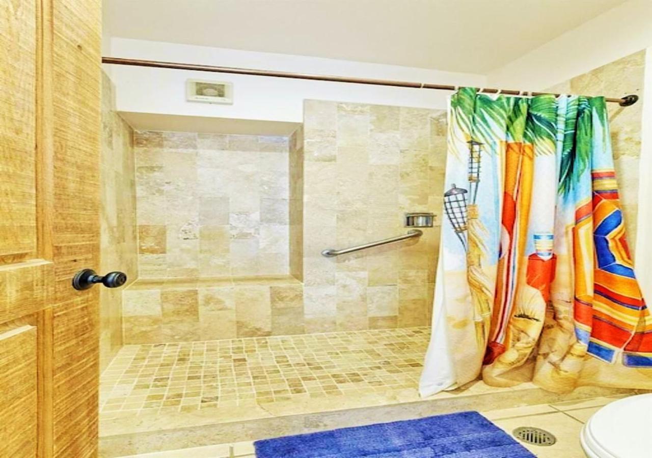 Right On The Beach! Rocky Point Condo Rental - 2 Bedroom Penthouse Beachfront מראה חיצוני תמונה
